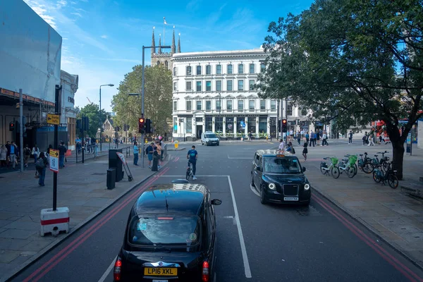 stock image London, U.K. October 09, 2023: Busy street view in City of London, it is the world's most visited city in UK.