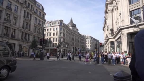 London Oktober 2023 Slow Motion Mensen Lopen Oxford Circus Straat — Stockvideo