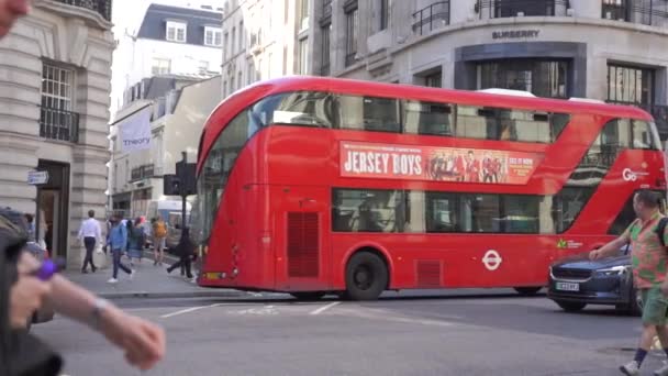 Londýn Velká Británie Října 2023 Zpomalení Lidé Chodí Cirkusové Čtvrti — Stock video
