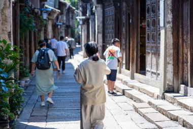 Wuzhen, Hangzhou, Çin, 29 Mayıs 2024: Wuzhen Antik Su Kenti, Çin 'in en ünlü tarihi ve kültürel şehirlerinden biridir.