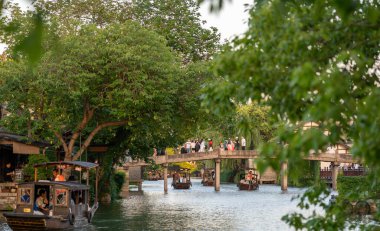 Wuzhen, Hangzhou, Çin, 29 Mayıs 2024: Wuzhen Antik Su Kenti, Çin 'in en ünlü tarihi ve kültürel şehirlerinden biridir.