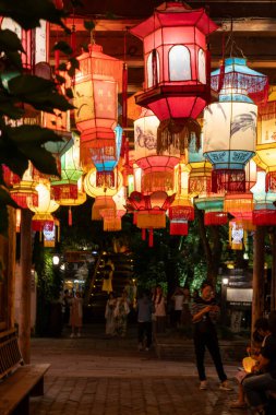 Wuzhen, Hangzhou, Çin, 29 Mayıs 2024: Wuzhen Antik Su Kenti, Çin 'in en ünlü tarihi ve kültürel şehirlerinden biridir.