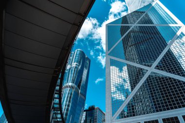 Hong Kong 'daki modern finansal gökdelenler