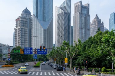 Şangay, Çin, 04 Haziran 2024: Lujiazui İş Bölgesi Pudong, Şangay, Çin 