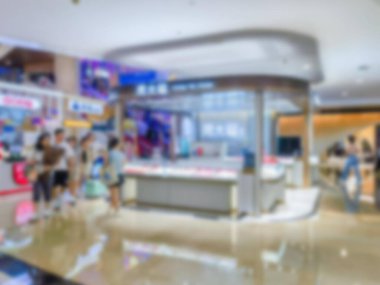 Çin, Senzhen 'deki bir alışveriş merkezinin bulanık bir görüntüsü..