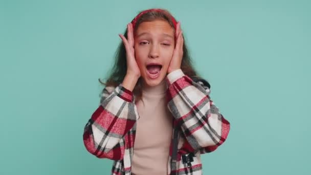 Herregud Wow Ung Tonåring Barn Flicka Unge Tittar Förvånad Över — Stockvideo