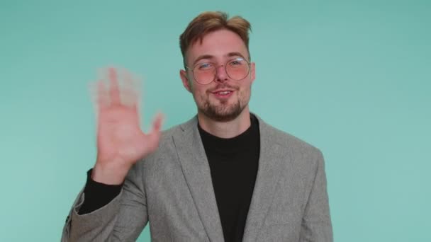 Buraya Gel Bize Katıl Hoş Geldiniz Sakallı Adamı Elleriyle Davetkar — Stok video
