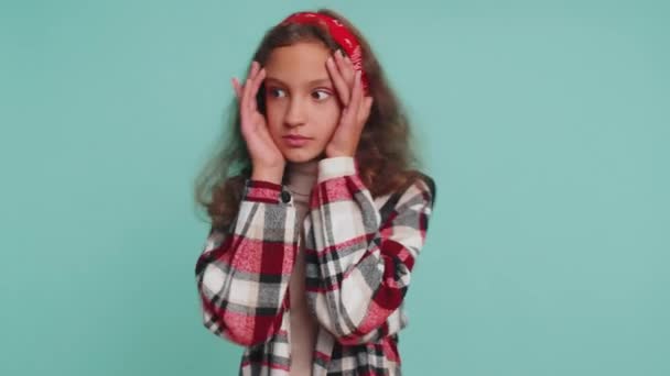 Gestresste Depressive Teenager Mädchen Die Angst Vor Gefahrenproblemen Haben Phobie — Stockvideo