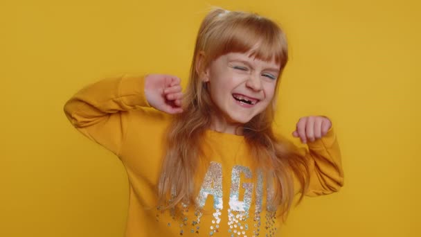 Молода Дівчинка Дев Ятнадцятирічна Дитина Позіхає Сонне Неуважне Почуття Сонячного — стокове відео