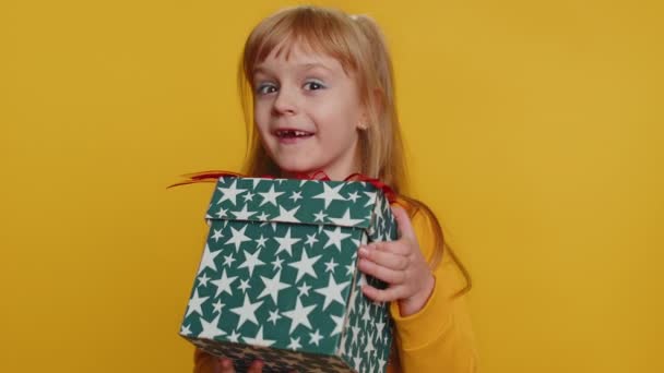 Lovely Smiling Young Preteen Child Girl Kid Presenting Birthday Gift — Stockvideo