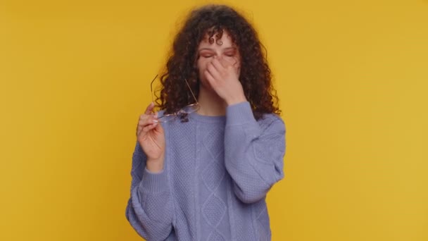 Exhausted Tired Curly Haired Woman Takes Glasses Feels Eyes Pain — Vídeo de Stock