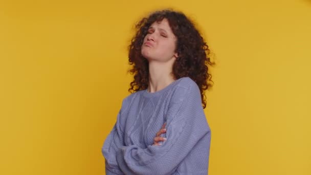 Offended Sad Curly Haired Woman Having Misunderstanding Frustrated Quarrel Ignores — Vídeos de Stock