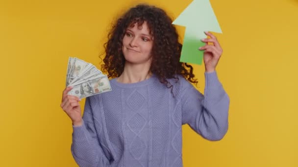Happy Curly Haired Woman Winner Holding Arrow Sign Pointing Career — Stockvideo