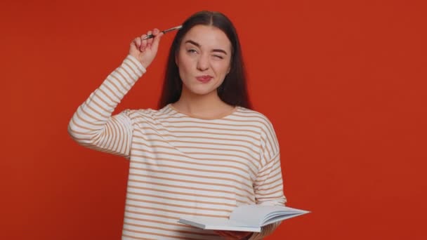 Thoughtful Journalist Pretty Young Woman Pullover Making Notes Writing Thoughts — Vídeo de Stock
