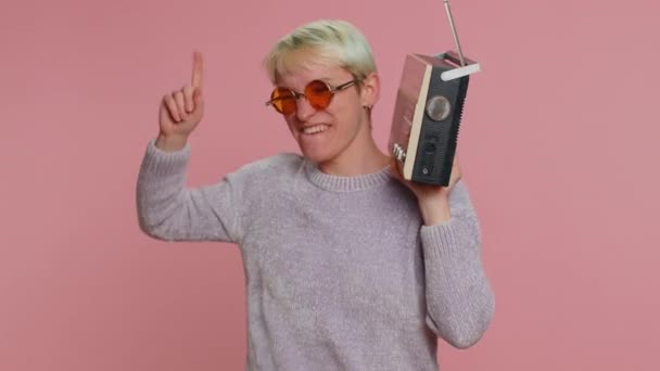 Millennial Woman Short Hair Using Retro Tape Record Player Listen — Stock Video