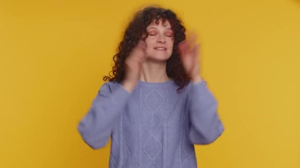 Dont Want Hear Listen Frustrated Annoyed Irritated Curly Haired Woman — Stok Video