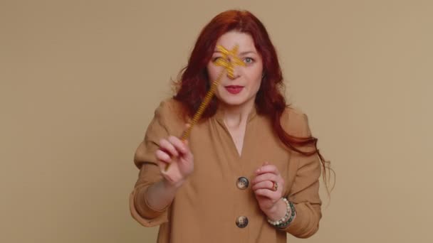 Magicien Sorcière Geste Femme Avec Baguette Magique Bâton Fée Faire — Video