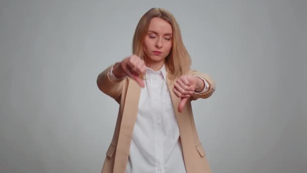Dislike Upset Unhappy Office Woman Suit Showing Thumbs Sign Gesture — Vídeo de Stock