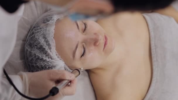 Elektriska Pulser För Kosmetiska Förfaranden För Att Jämna Rynkor Återställa — Stockvideo