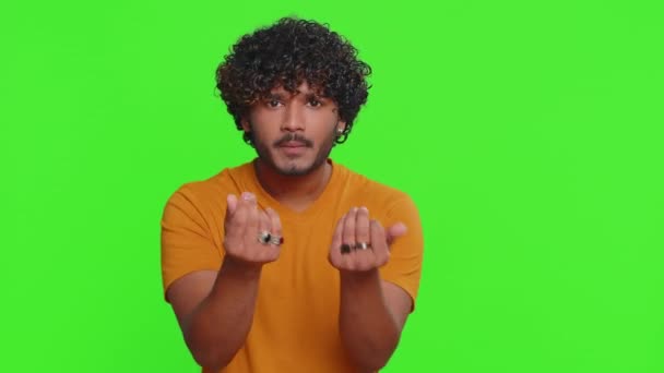Bitte Gib Mir Geld Indianer Die Sich Die Finger Reiben — Stockvideo