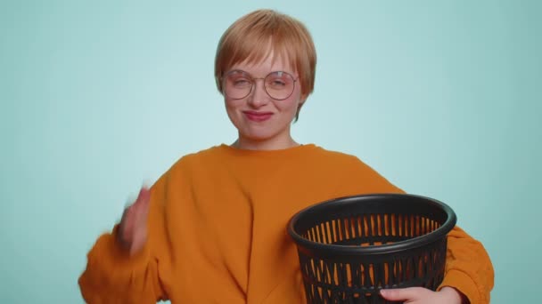 Blonde Short Haired Woman Taking Throwing Out Glasses Bin Medical — Stock Video