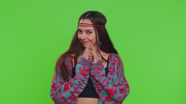 Sneaky Astuta Joven Hippie Mujer Con Cara Engañosa Gesticulando Maquinando — Vídeos de Stock