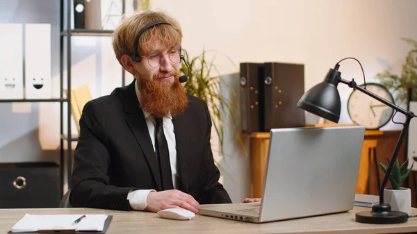 Young Business Man Working Laptop Wearing Headset Freelance Worker Call — Fotografia de Stock