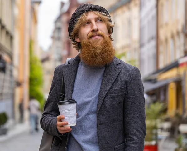 Jonge Baard Rode Haar Man Genieten Van Morgens Koffie Thee — Stockfoto