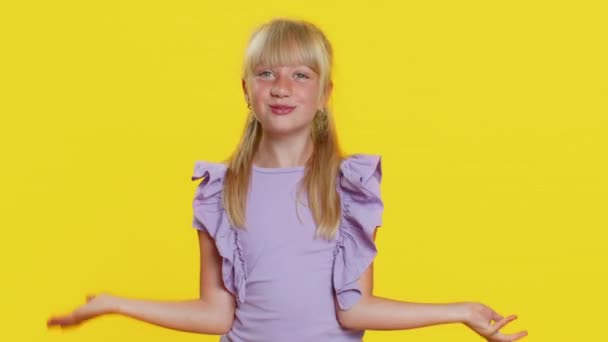 What Why Young Blonde School Girl Raising Hands Indignant Expression — Stock Video