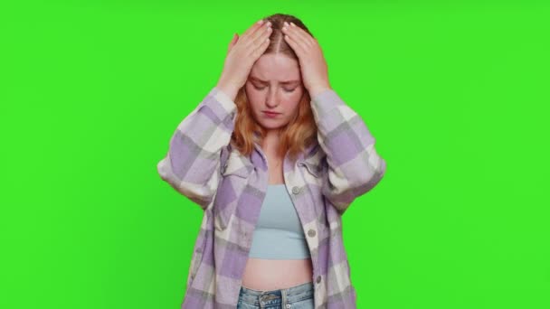 Memnun Olmayan Genç Kız Baş Ağrısı Problemini Tedavi Etmek Için — Stok video