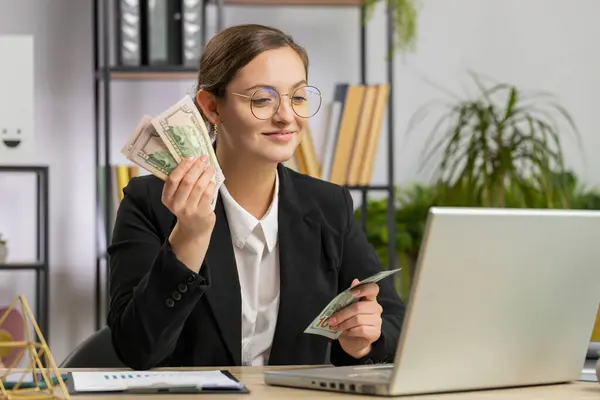 Rich Caucasian Business Woman Working Laptop Counting Money Cash Calculate — Stock Photo, Image