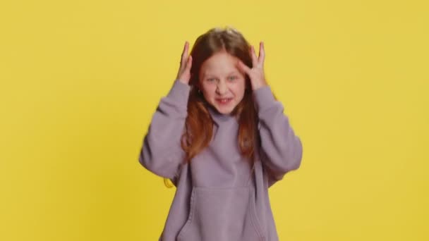 Gerginlikten Bağıran Sinirli Ergen Kız Çocuk Korku Umutsuzluk Şaşkınlık Şokun — Stok video
