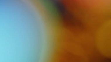 Light farklı olaylar ve projeler için 4K görüntü sızdırır. Şimdiki görüntülerinizin üzerine bırakın, Ekle ya da Ekran Karıştır kiplerini kullanarak birleştirin. Optik parlaklık lensi Bokeh geçişi arkaplanı örtüyor