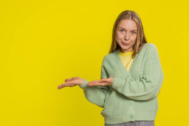 Woman raising hands asking what why reason of failure, demonstrating disbelief irritation by troubles trendy social media meme anti lifehacks ridicules people who complicate simple tasks for no reason