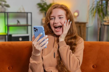 Akıllı telefon daktilo kullanarak 