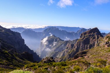 Portekiz 'deki Madeira adasının güzel taklitleri.