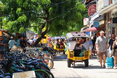 Endonezya 'nın güzelliğini keşfedin.