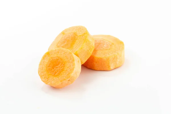 Raw Carrot Slices Isolated White Background — Stock Photo, Image