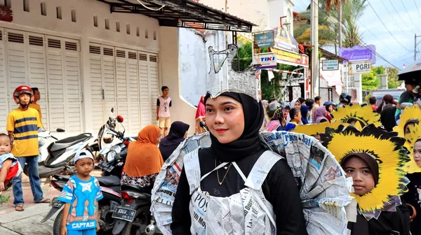 Ekim 2022 Pekalongan Eşşiz Kostümler Giyip Sokaklarda Geçit Töreni Yapanlar — Stok fotoğraf