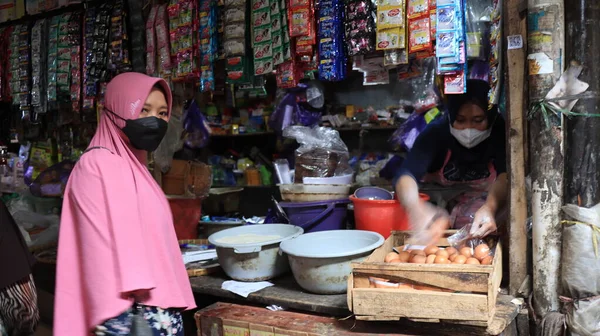 Vendedores Compradores Los Mercados Tradicionales Indonesios Pekalongan Indonesia Enero 2023 —  Fotos de Stock