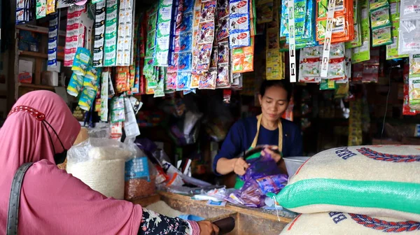 Para Penjual Dan Pembeli Pasar Tradisional Indonesia Pekalongan Indonesia Januari — Stok Foto