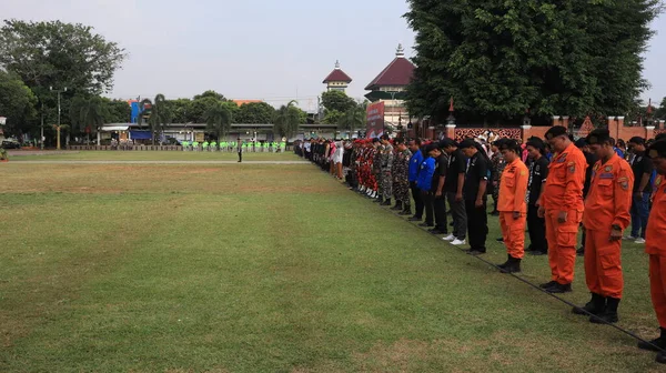 Basarnas Und Rettungsbehörde Truppen Marschieren Während Der Zeremonie Batang Indonesien — Stockfoto