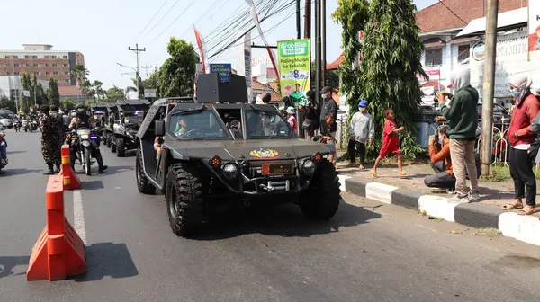 Exército Nacional Indonésia Carro Comando Militar Mostra Força Durante Desfile — Fotografia de Stock