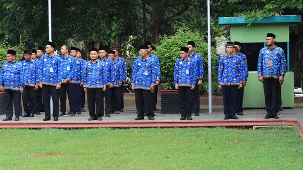 stock image Indonesian Civil Servants are attending the ceremony wearing Korpri clothes, Pekalongan November 29 2023