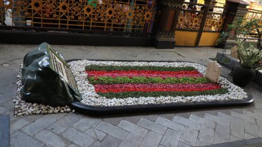 Birçok Müslüman Gus Dur 'un ya da Abbdurahaman Wahid' in mezarına hacca gider ve dua eder, Jombang June 19, 2024