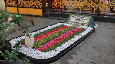 The appearance of the grave of Gus Dur or Abdurrahman Wahid, the fourth former president of the Republic of Indonesia, Jombang June 19 2024 clipart