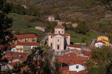 Castiglione di Carovilli, Isernia, Molise. San Nicola di Bari kilisesi.