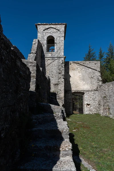 Starověký Kostel Nachází Kopci Pochází Patnáctého Století Které Dnes Zejména — Stock fotografie