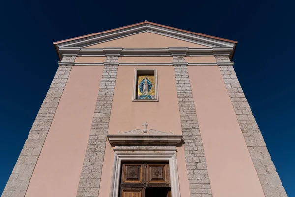 Castiglione Carovilli Isernia Molise San Nicola Barin Seurakunnan Kirkko — kuvapankkivalokuva