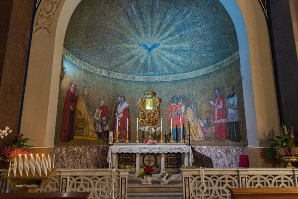 The city's cathedral, dedicated to the patron saint, stands on the site of a Roman public building, perhaps the Basilica del Foro, and is the result of multiple construction events that substantially range from the 11th to the 16th century.